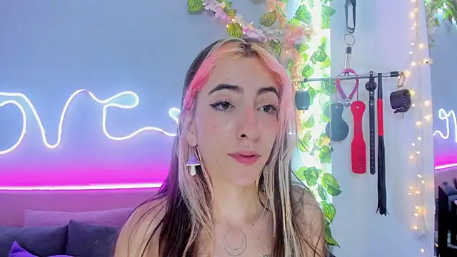 YouliteSllut2 online show from 02-06-25, 02:33