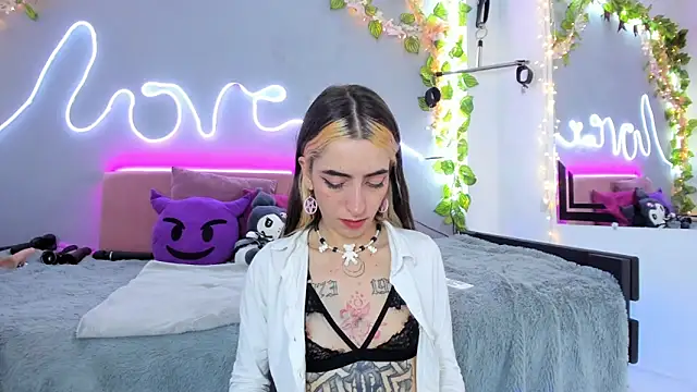 YouliteSllut2 online show from 02-21-25, 03:34