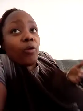 Miss Amani online show from 04-10-26, 02:55