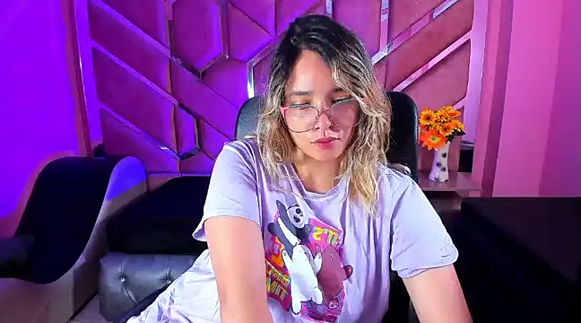 Olivia Fox69 online show from 03-11-25, 03:37