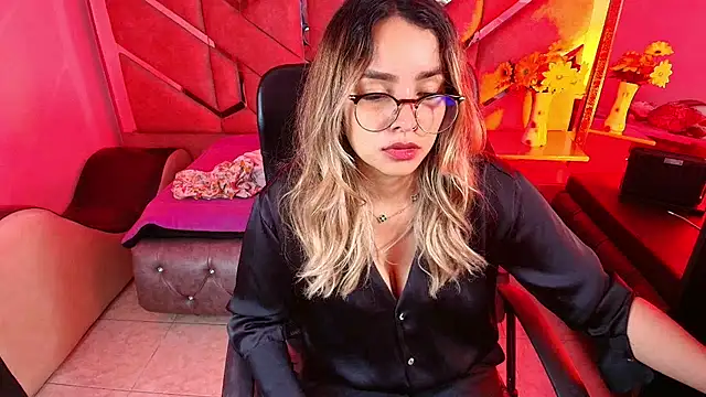 Olivia Fox69 online show from 11-12-25, 03:18