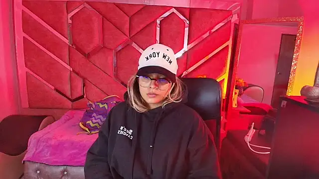 Olivia Fox69 online show from 12-14-25, 02:28