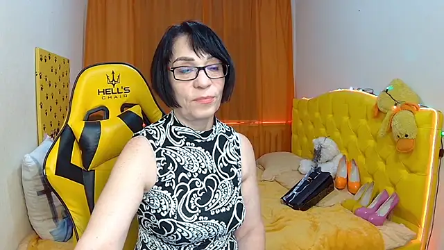 Snapshot of SandraHormas chatting on 01-29-25, 05:02 SandraHormas online show from 01-29-25, 05:02