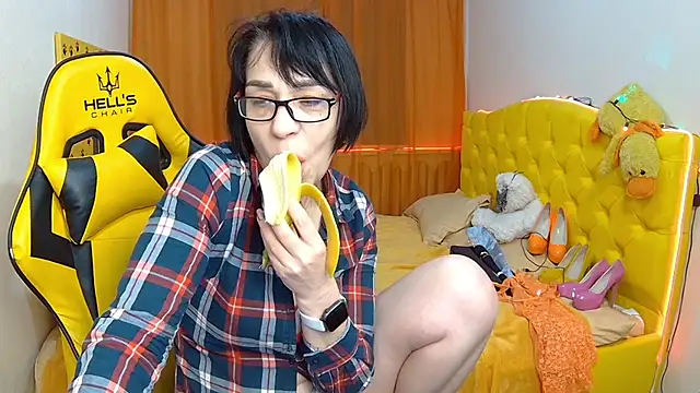 Snapshot of SandraHormas chatting on 01-30-25, 10:50 SandraHormas online show from 01-30-25, 10:50