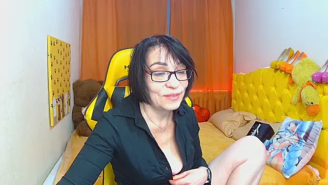 Snapshot of SandraHormas chatting on 02-20-25, 04:57 SandraHormas online show from 02-20-25, 04:57