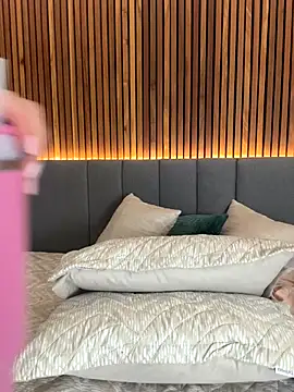 Snapshot of EmiilyAdams_ chatting on 11-07-25, 09:48 EmiilyAdams online show from 11-07-25, 09:48