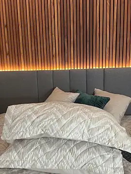 Snapshot of EmiilyAdams_ chatting on 11-08-25, 11:14 EmiilyAdams online show from 11-08-25, 11:14