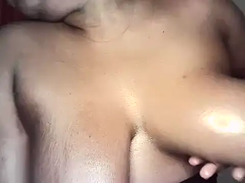 Snapshot of pretty_bums chatting on 02-17-25, 12:43 pretty bums online show from 02-17-25, 12:43