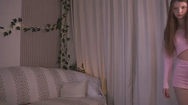 CindyGarrison online show from 10-26-25, 01:11