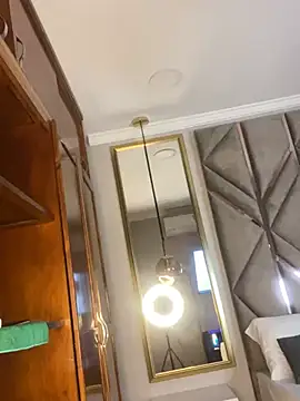 Emma-Conti online show from 01-04-25, 11:43