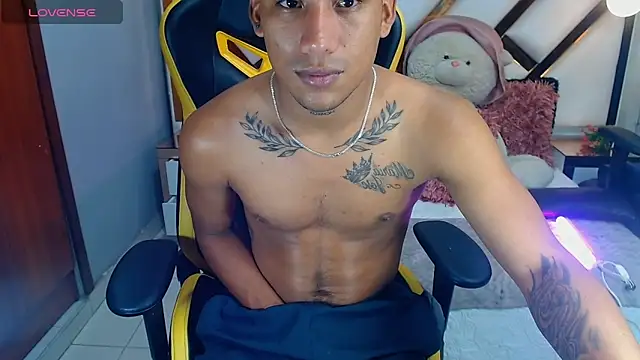 Snapshot of Backsex_boy chatting on 03-12-25, 05:46 Backsex boy online show from 03-12-25, 05:46