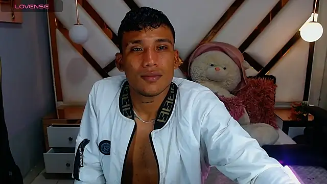 Snapshot of Backsex_boy chatting on 03-12-25, 08:51 Backsex boy online show from 03-12-25, 08:51