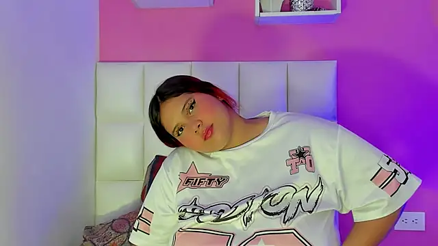 Alanna hot3 online show from 07-03-26, 05:52