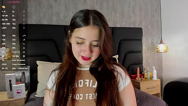 Sabrina Lennox online show from 03-14-25, 07:34