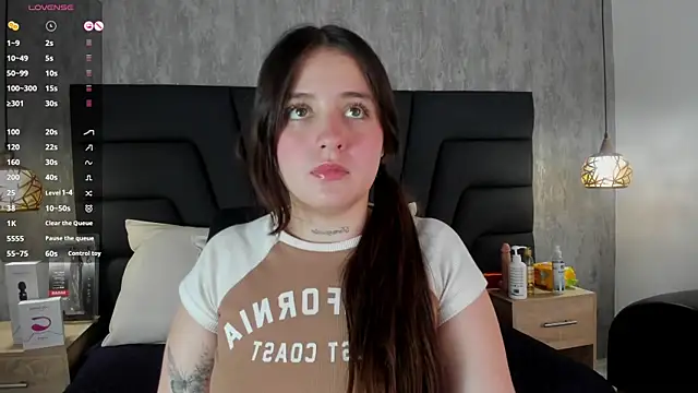 Sabrina Lennox online show from 03-15-25, 01:41