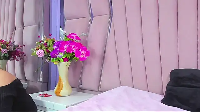 Sasha Petitte online show from 12-03-25, 03:47