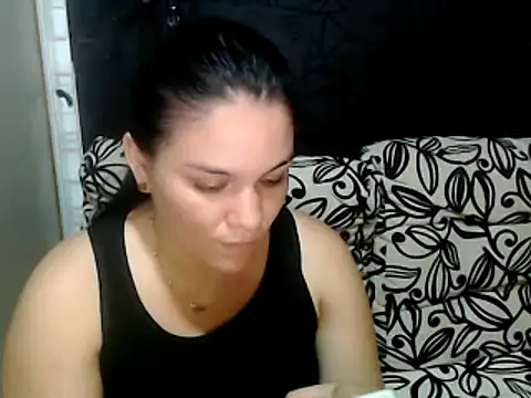 love and Lust online show from 02-06-25, 09:06