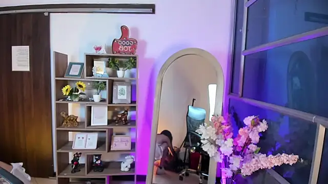 Jasmin Skinny online show from 09-24-25, 02:59