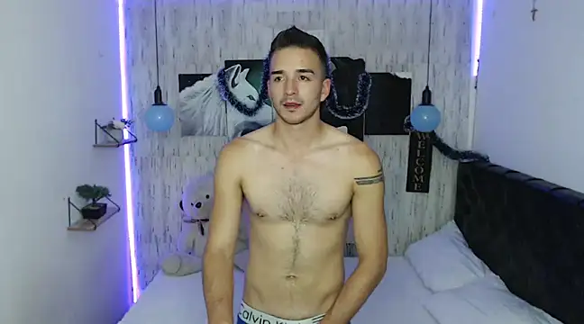 Snapshot of tommycash_777 chatting on 12-04-24, 03:37 tommycash 777 online show from 12-04-24, 03:37