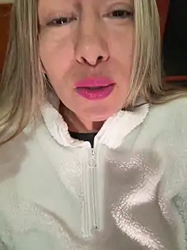 xLadyScarlettx online show from 02-22-25, 02:06