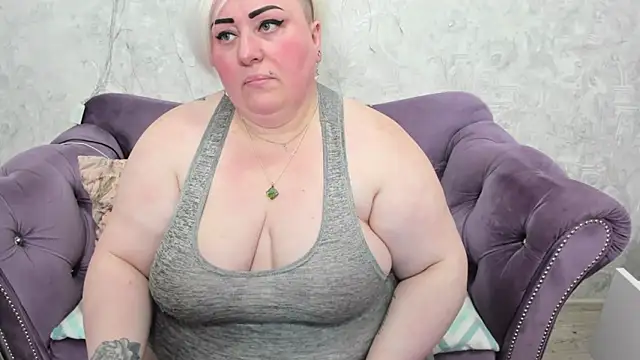 fashiona online show from 02-12-25, 09:01