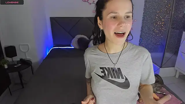 CassieEvans online show from 05-05-26, 05:37