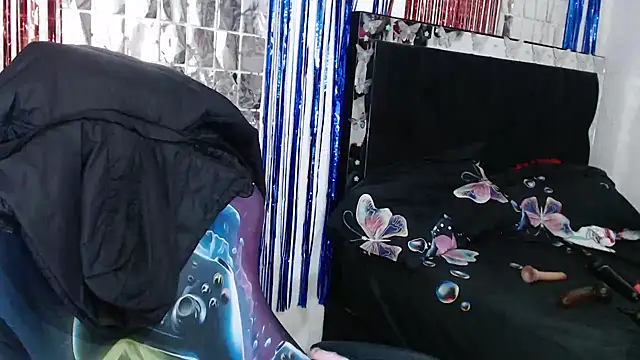 Snapshot of SweetAlmaa chatting on 09-25-25, 09:40 SweetAlmaa online show from 09-25-25, 09:40