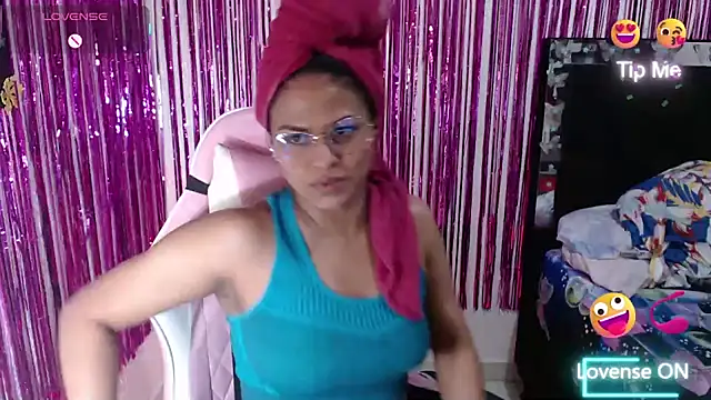 SweetAlmaa online show from 03-29-26, 10:10