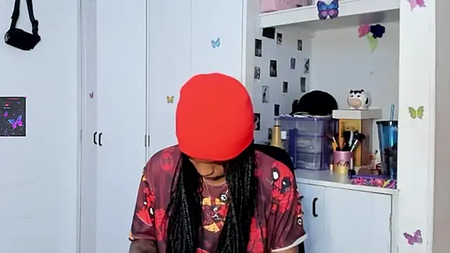 Marce 22 online show from 02-19-25, 01:29