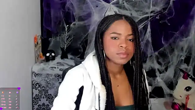 Marce 22 online show from 10-26-25, 03:45