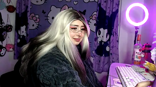 lussyevans24 online show from 04-19-26, 03:50