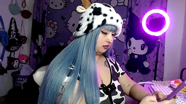 Snapshot of lussyevans24 chatting on 06-05-26, 04:19 lussyevans24 online show from 06-05-26, 04:19