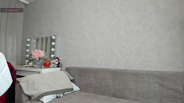 angelica marquise online show from 12-04-25, 07:28