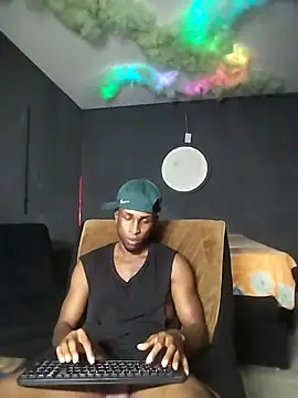 Ostinsanto online show from 11-27-25, 01:51