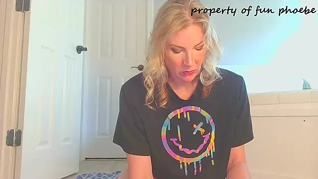 Fun Phoebe online show from 04-21-26, 01:39