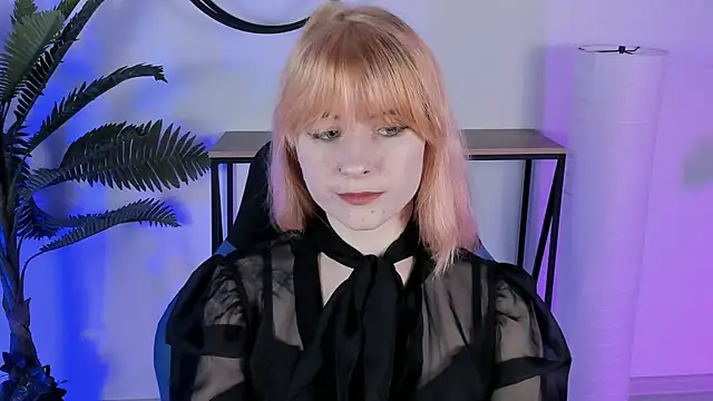 Snapshot of LexiWenford chatting on 03-05-25, 09:16 LexiWenford online show from 03-05-25, 09:16