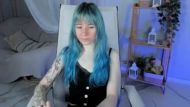 Snapshot of LexiWenford chatting on 10-17-25, 02:59 LexiWenford online show from 10-17-25, 02:59