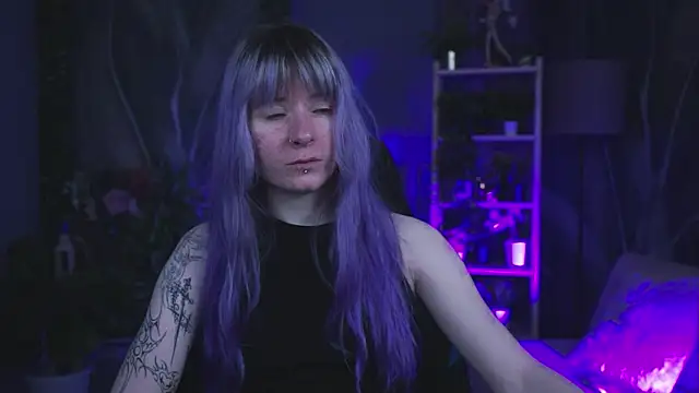 LexiWenford online show from 02-16-26, 02:40