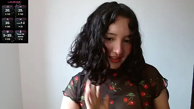 Snapshot of alexaa08 chatting on 04-14-26, 03:40 alexaa08 online show from 04-14-26, 03:40