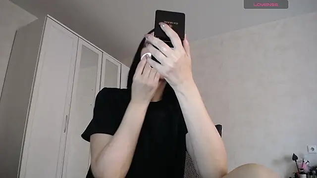 Devil Goddess online show from 01-19-26, 01:48