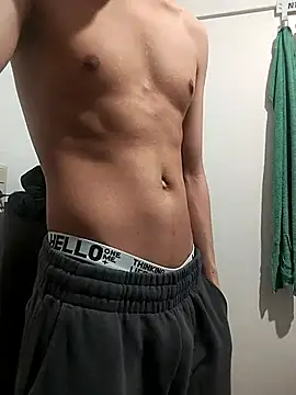 Snapshot of Dennis_2024 chatting on 06-08-26, 03:12 Dennis 2024 online show from 06-08-26, 03:12