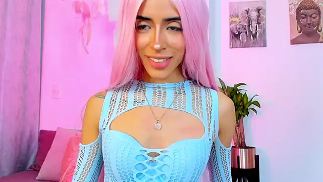 StormiRusso online show from 01-22-25, 05:16