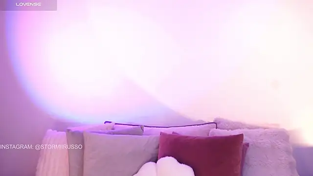 StormiRusso online show from 04-11-26, 12:48