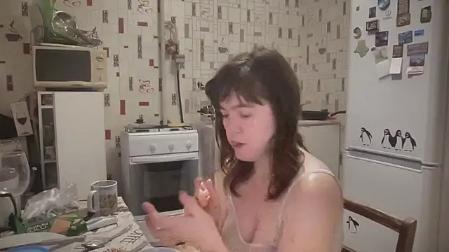 Diamond Tyler online show from 11-16-25, 03:01