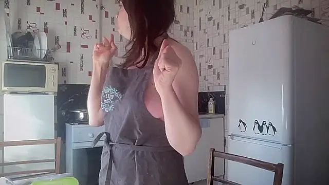 Diamond Tyler online show from 05-03-26, 03:56