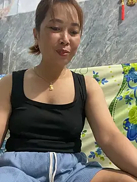 Linaannn online show from 03-21-26, 11:41