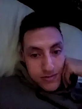 alexmoragomez online show from 10-20-25, 04:07