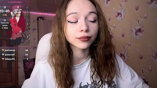 Snapshot of _SofiaBrown chatting on 03-18-25, 08:59 SofiaBrown online show from 03-18-25, 08:59