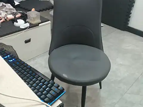 Snapshot of sslaq chatting on 09-15-25, 10:04 sslaq online show from 09-15-25, 10:04