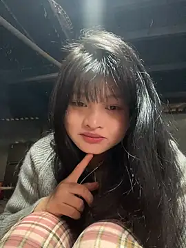 Snapshot of Anges893 chatting on 12-12-24, 01:32 Anges893 online show from 12-12-24, 01:32